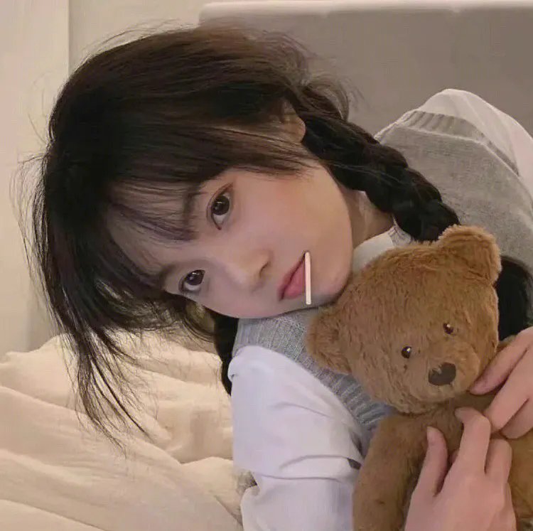 特务谜云