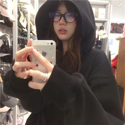 榆木湖边的房子